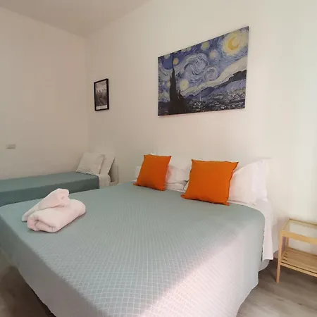 Cozy Medaglie D'oro Apartment